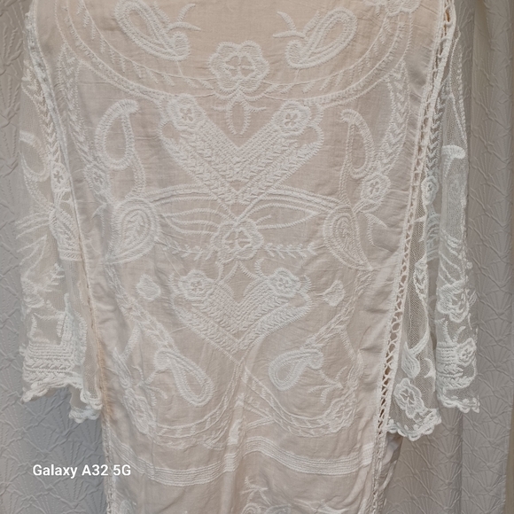 Coco + Carmen Women Size S/M White Lace Swim Cover-Up - Picture 13 of 17